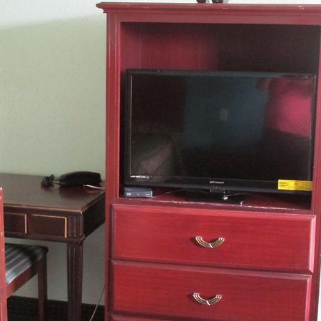 Eagle Lake Sportsman'S Motel מראה חיצוני תמונה